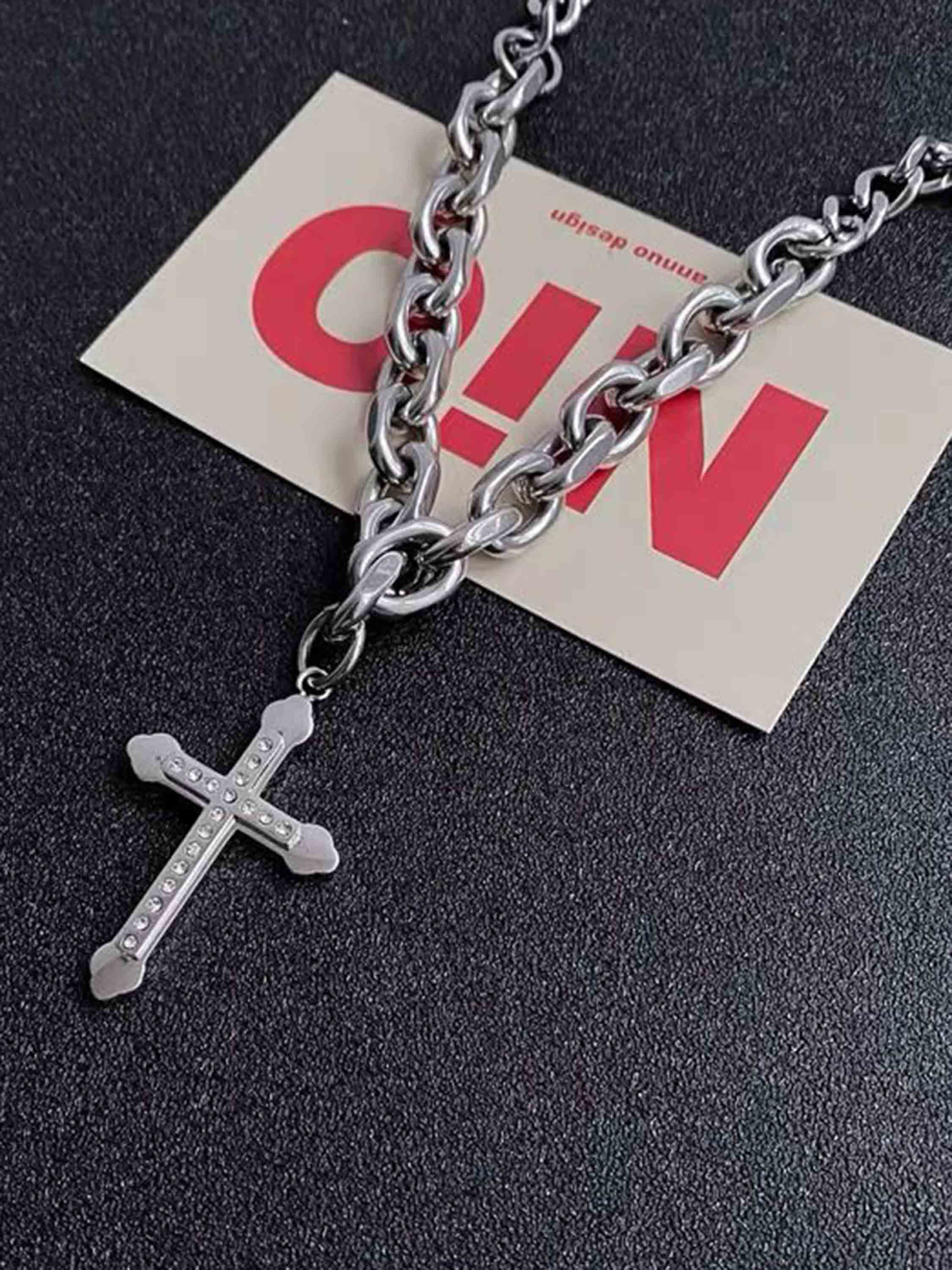 Theprecipice Black Cross Necklace -1131