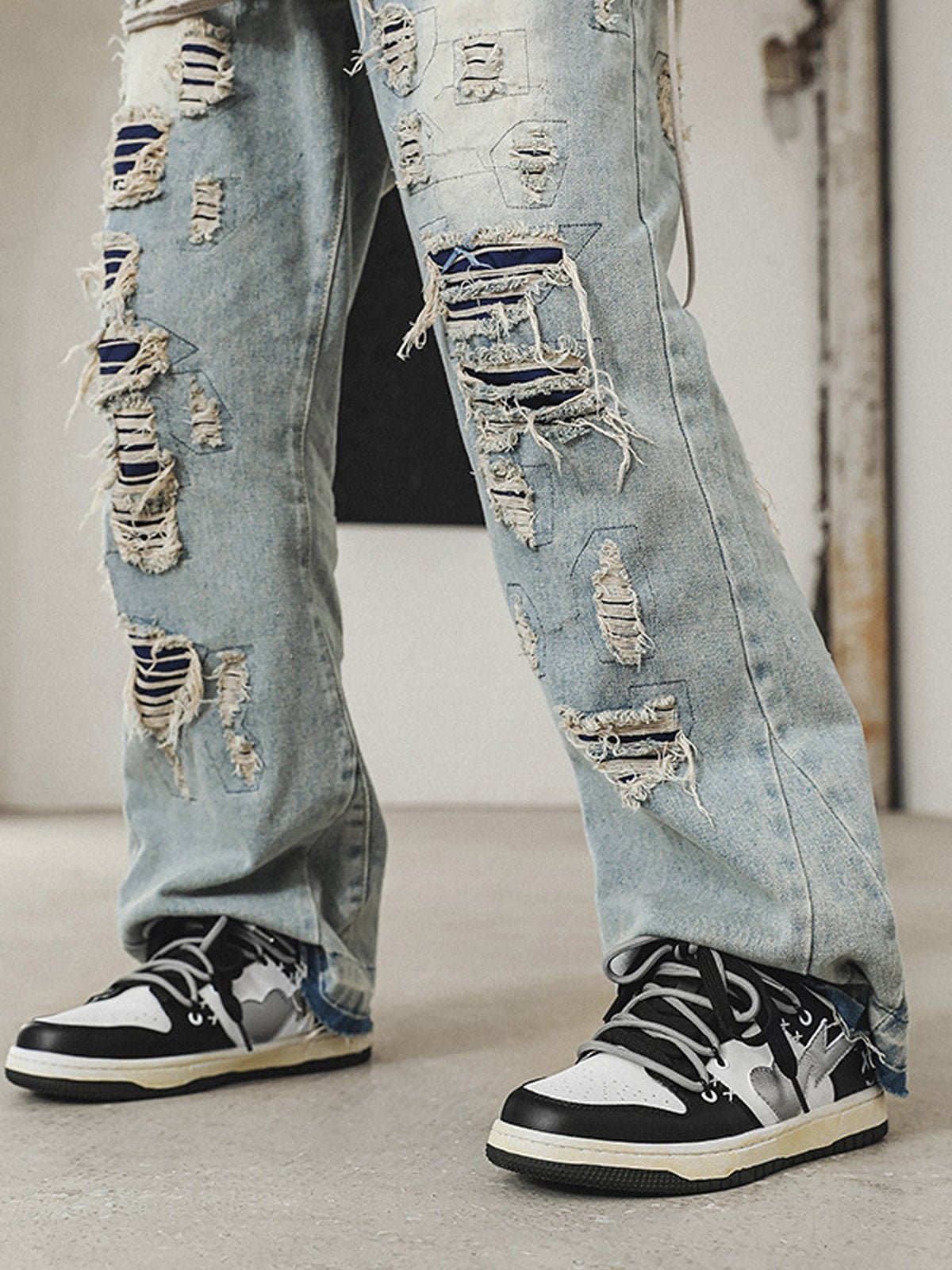 Precipice High Street Love Sneakers --1424