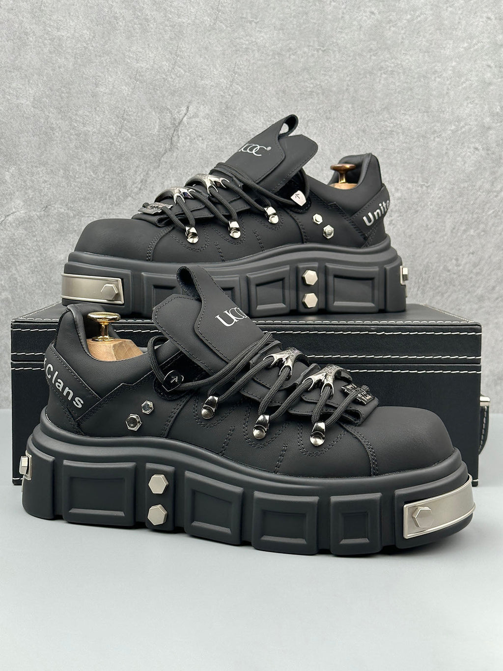 Punk Style Rivet Derby Shoes