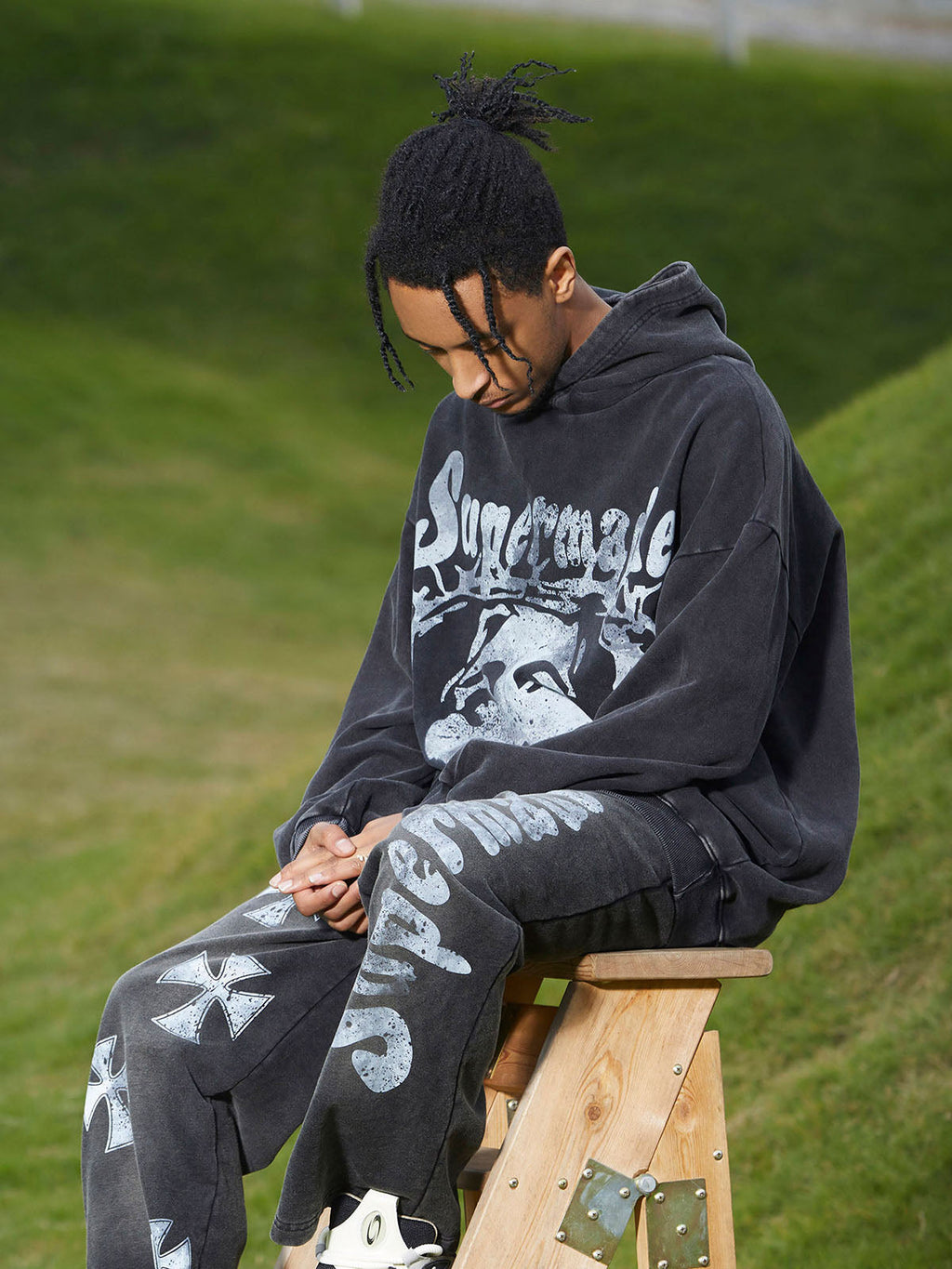 Theprecipice Heavy Washed Jesus Graphic Hoodie - 1973