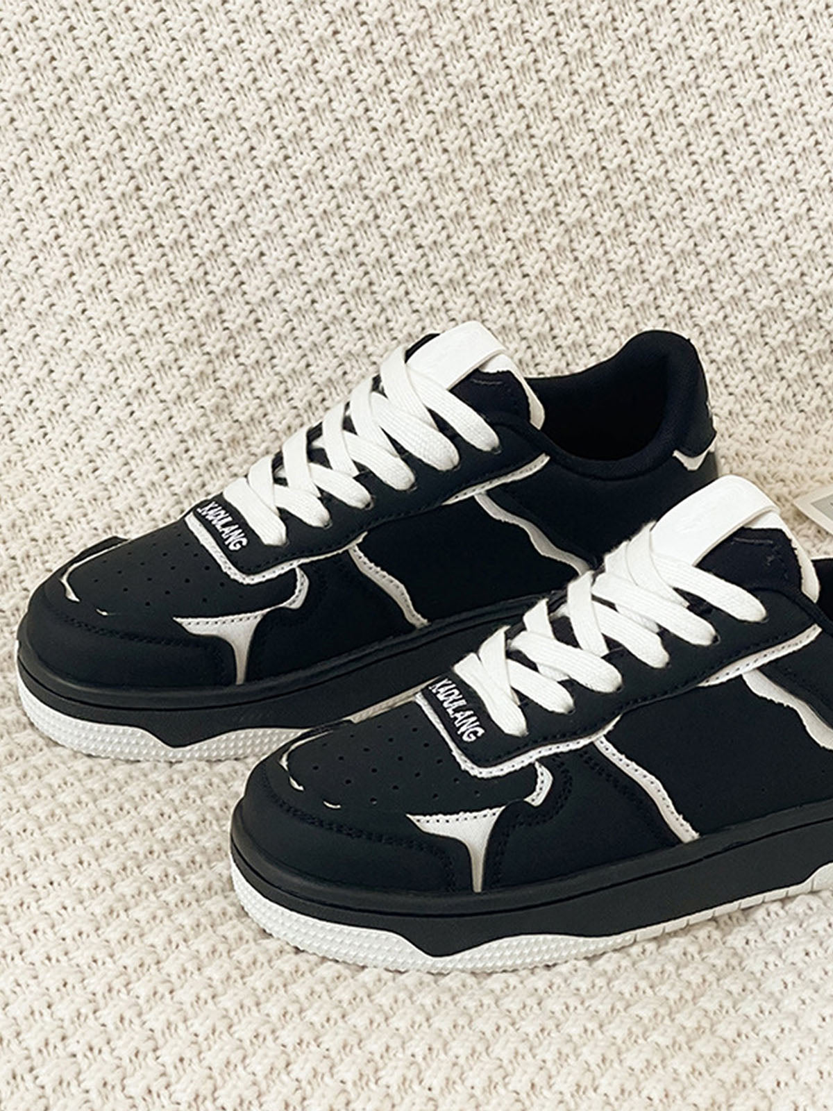 Theprecipice High Street Black And White Board Casual Shoes -1554
