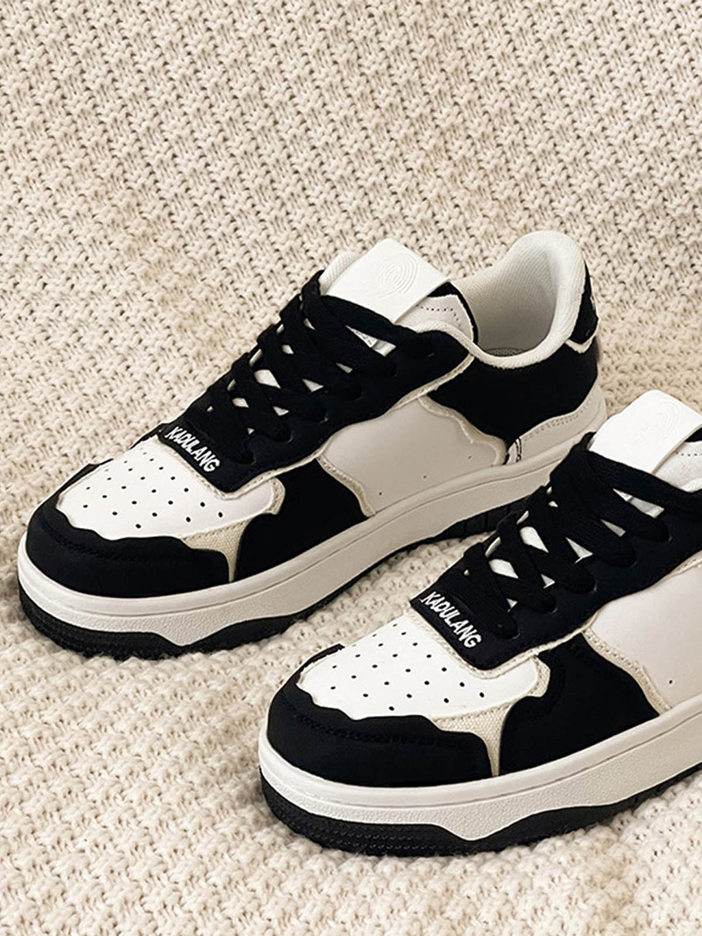 Theprecipice High Street Black And White Board Casual Shoes -1554