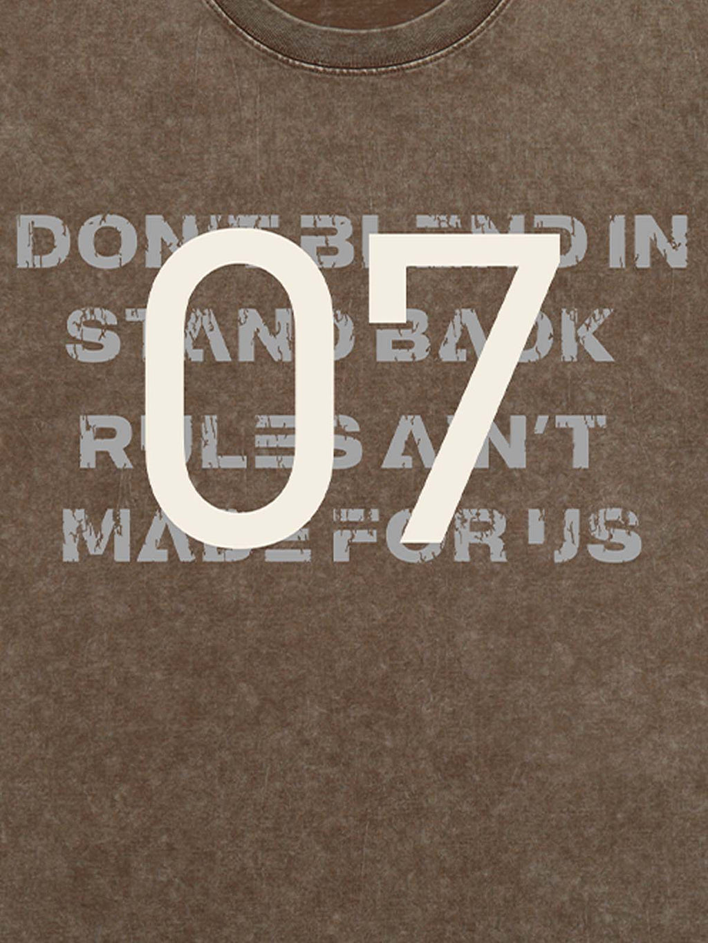Distressed NO.7 Graphic T-Shirt