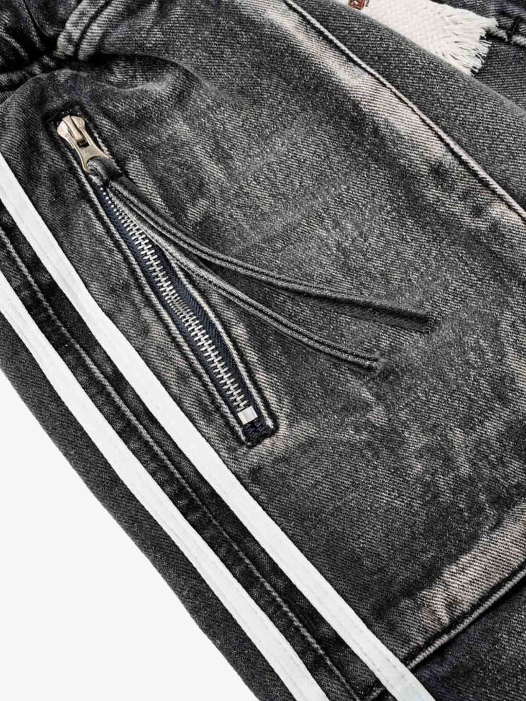 Distressed Cargo Denim Shorts - 2378